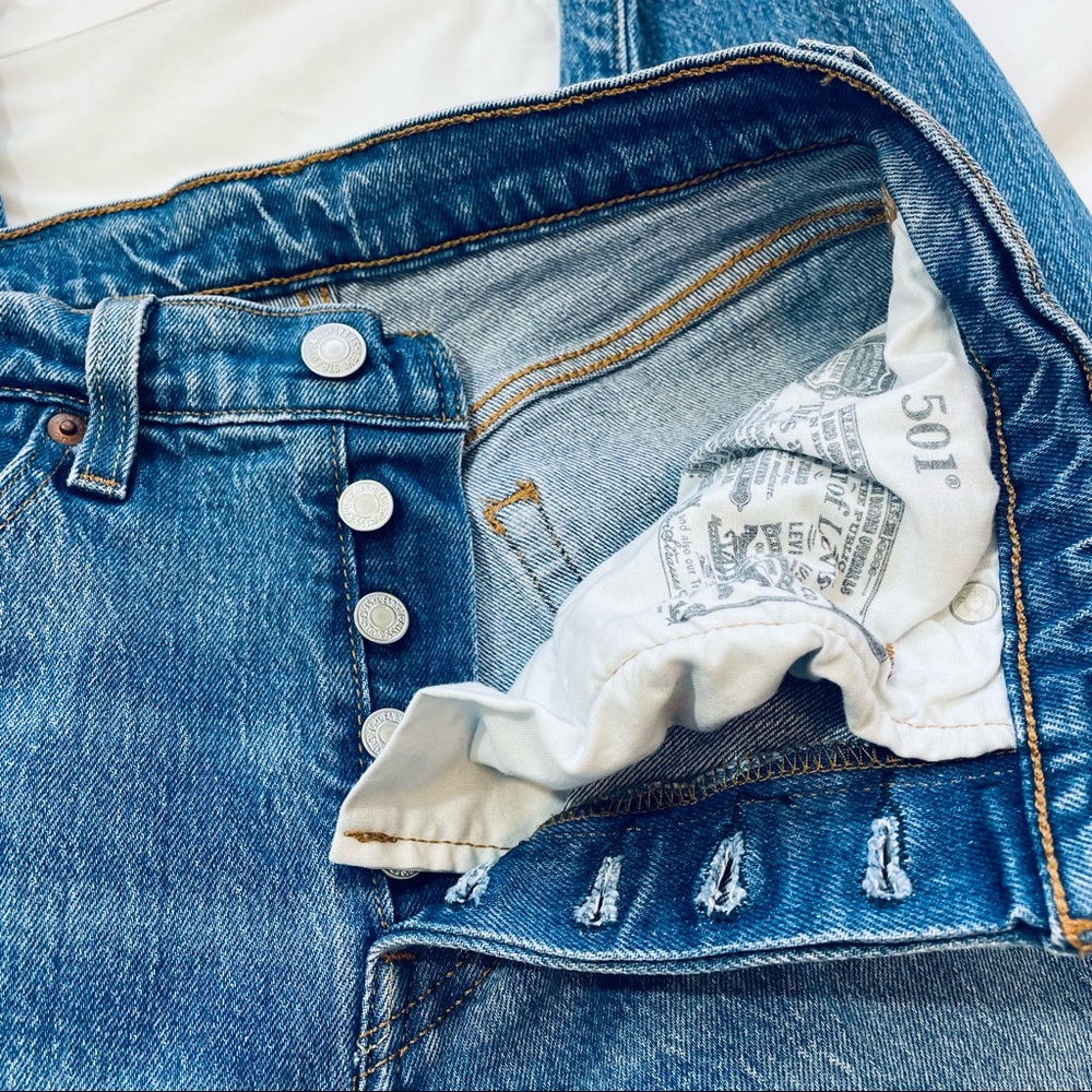 Levi’s | 501 red tab - Picture 10 of 16